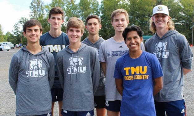 Men’s cross country concludes season with seventh place at AAC tournament